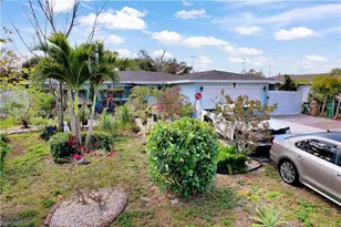 1526 NE 4th Ter, Cape Coral, FL 33909 - Photo 35