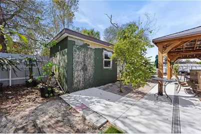 1526 NE 4th Ter, Cape Coral, FL 33909 - Photo 33