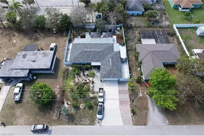 1526 NE 4th Ter, Cape Coral, FL 33909 - Photo 37