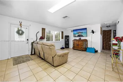 1526 NE 4th Ter, Cape Coral, FL 33909 - Photo 11