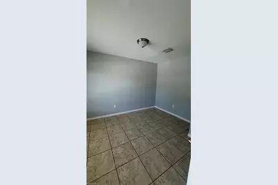4444 29th St SW, Lehigh Acres, FL 33973 - Photo 3