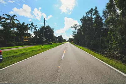 8750 Penzance Blvd, Fort Myers, FL 33912 - Photo 5