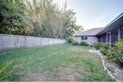 8831 Banyan Cove Cir, Fort Myers, FL 33919 - Photo 37
