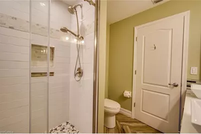 8831 Banyan Cove Cir, Fort Myers, FL 33919 - Photo 25