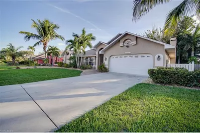 8831 Banyan Cove Cir, Fort Myers, FL 33919 - Photo 1