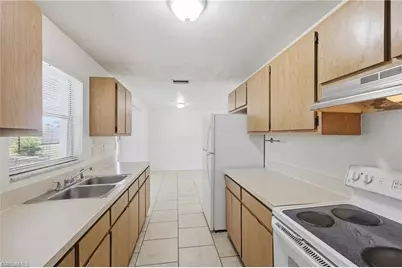 4913 Viceroy St #A, Cape Coral, FL 33904 - Photo 9