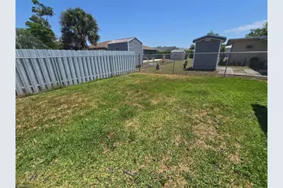 960 Hearty St, North Fort Myers, FL 33903 - Photo 31