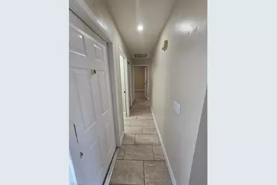 960 Hearty St, North Fort Myers, FL 33903 - Photo 5