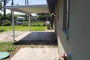 1306 Hibiscus Dr, Cape Coral, FL 33909 - Photo 13