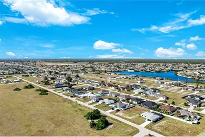 327 NW 23rd St, Cape Coral, FL 33993 - Photo 47