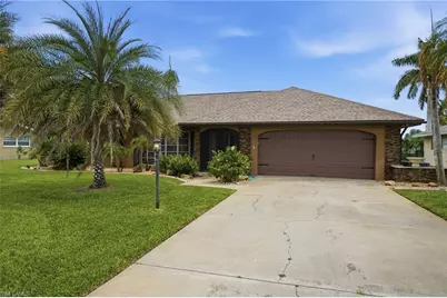 418 Avalon Dr, Cape Coral, FL 33904 - Photo 1