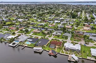 418 Avalon Dr, Cape Coral, FL 33904 - Photo 47