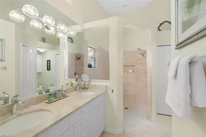 8009 San Vista Cir, Naples, FL 34109 - Photo 23
