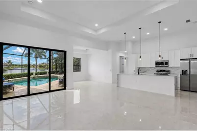 121 Gleason Pkwy, Cape Coral, FL 33914 - Photo 9