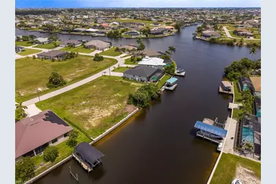 2210 NW 37th Pl, Cape Coral, FL 33993 - Photo 15