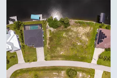 2210 NW 37th Pl, Cape Coral, FL 33993 - Photo 5