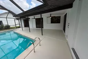 1804 Viscaya Pkwy, Cape Coral, FL 33990 - Photo 21