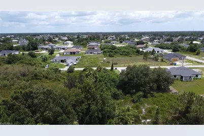 3313 27th St SW, Lehigh Acres, FL 33976 - Photo 15