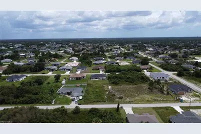 3313 27th St SW, Lehigh Acres, FL 33976 - Photo 19