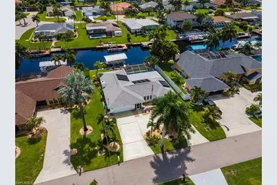 3319 SE 17th Ave, Cape Coral, FL 33904 - Photo 3