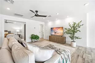 16 Sunview Blvd, Fort Myers Beach, FL 33931 - Photo 7