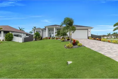 6 SW 37th Ave, Cape Coral, FL 33991 - Photo 3