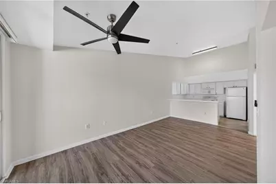 4122 Residence Dr #121, Fort Myers, FL 33901 - Photo 5