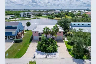 21691/693 Indian Bayou Dr, Fort Myers Beach, FL 33931 - Photo 1