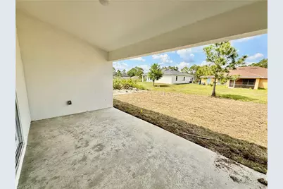 2600 26th St W, Lehigh Acres, FL 33971 - Photo 31
