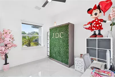 1902 NE 6th St, Cape Coral, FL 33909 - Photo 33