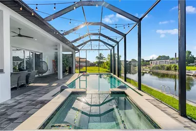 1902 NE 6th St, Cape Coral, FL 33909 - Photo 47