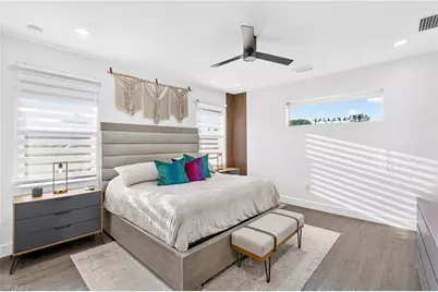 1902 NE 6th St, Cape Coral, FL 33909 - Photo 21