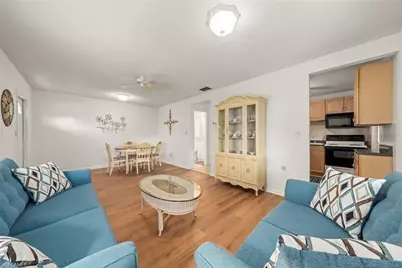 16 Dawn Flower Cir, Lehigh Acres, FL 33936 - Photo 15