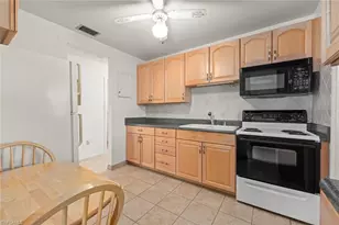 16 Dawn Flower Cir, Lehigh Acres, FL 33936 - Photo 11