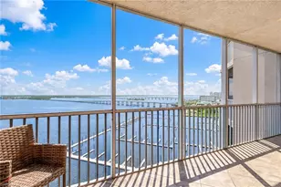 2104 W First St, Fort Myers, FL 33901 - Photo 1