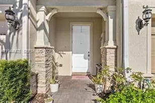 3953 Black Olive Ln, Hollywood, FL 33021 - Photo 3