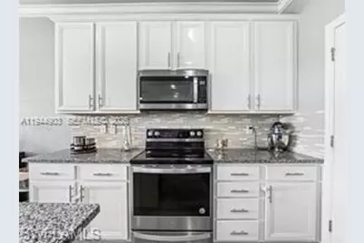 3953 Black Olive Ln, Hollywood, FL 33021 - Photo 15