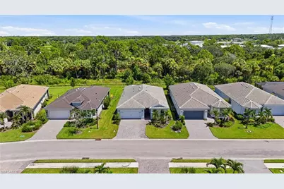 7517 Paradise Tree Dr, North Fort Myers, FL 33917 - Photo 5