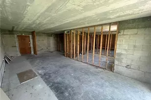 3704 Broadway, Fort Myers, FL 33901 - Photo 3