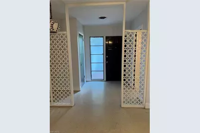 2031 Maravilla Cir, Fort Myers, FL 33901 - Photo 3