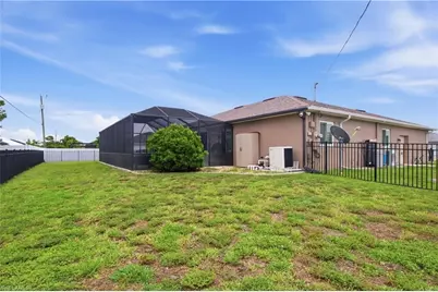 219 NW 12th Ln, Cape Coral, FL 33993 - Photo 33