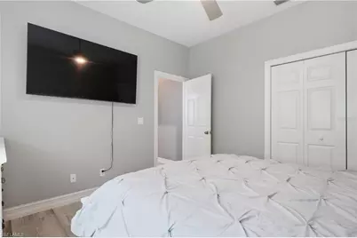 219 NW 12th Ln, Cape Coral, FL 33993 - Photo 23