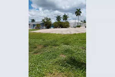18196 Cutlass Dr, Fort Myers Beach, FL 33931 - Photo 1