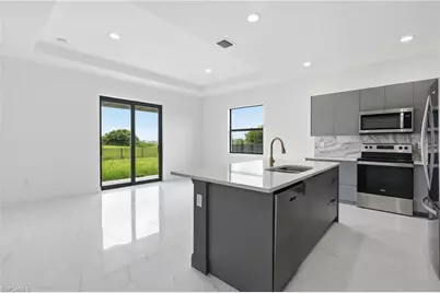 7004 Alfa Ct, Labelle, FL 33935 - Photo 9