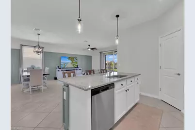 3637 Passion Vine Dr, Alva, FL 33920 - Photo 9