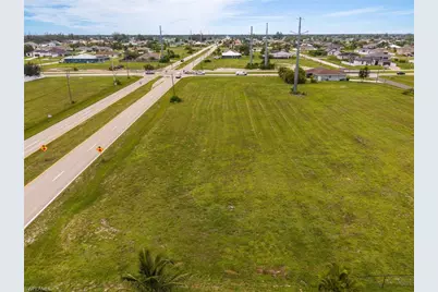 711 El Dorado Blvd N, Cape Coral, FL 33993 - Photo 13
