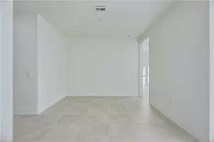 2122 Leda Ave S, Lehigh Acres, FL 33973 - Photo 9
