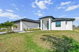 317 NE 15th Terrace, Cape Coral, FL 33909 - Photo 9