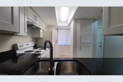 930 SW 47th Ter #5, Cape Coral, FL 33914 - Photo 3