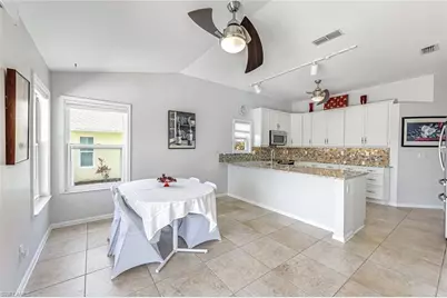 1303 SE 20th Ct, Cape Coral, FL 33990 - Photo 37